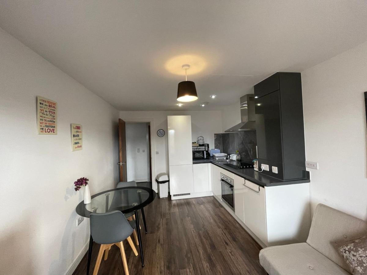 Modern Apartment Near Bullring Birmingham Exteriör bild